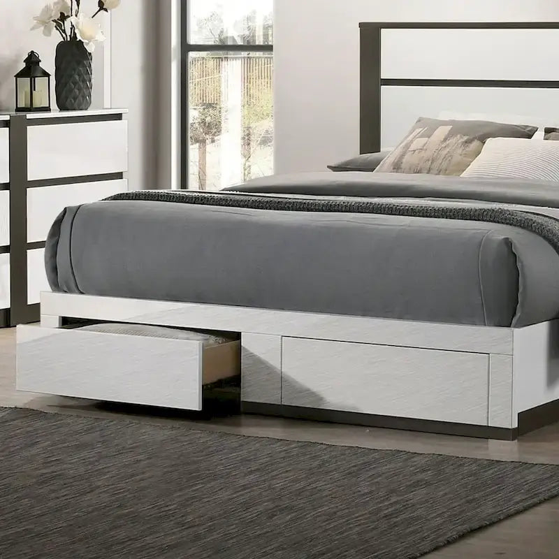 Furniture of America Conjira Modern 3-Piece White Wood Storage Bedroom Set