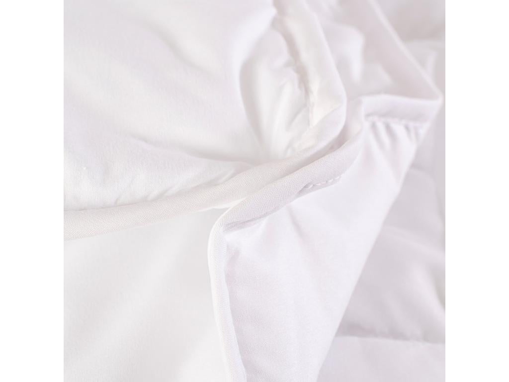 White Bed, 150 x 220 cm