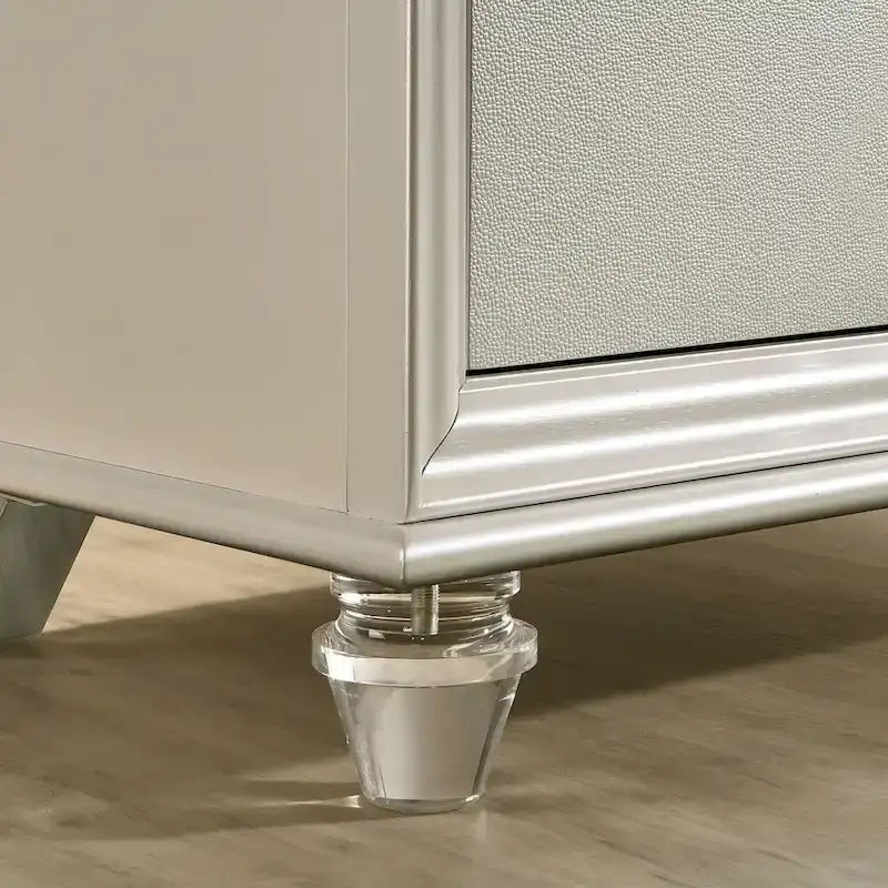 Xian Glam White Solid Wood 2-Piece Platform Bedroom Set with LED by Furniture of America